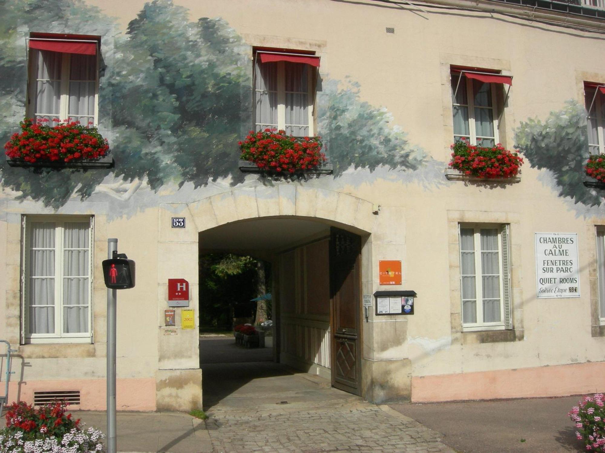 Cit'Hotel Avallon Vauban 외부 사진