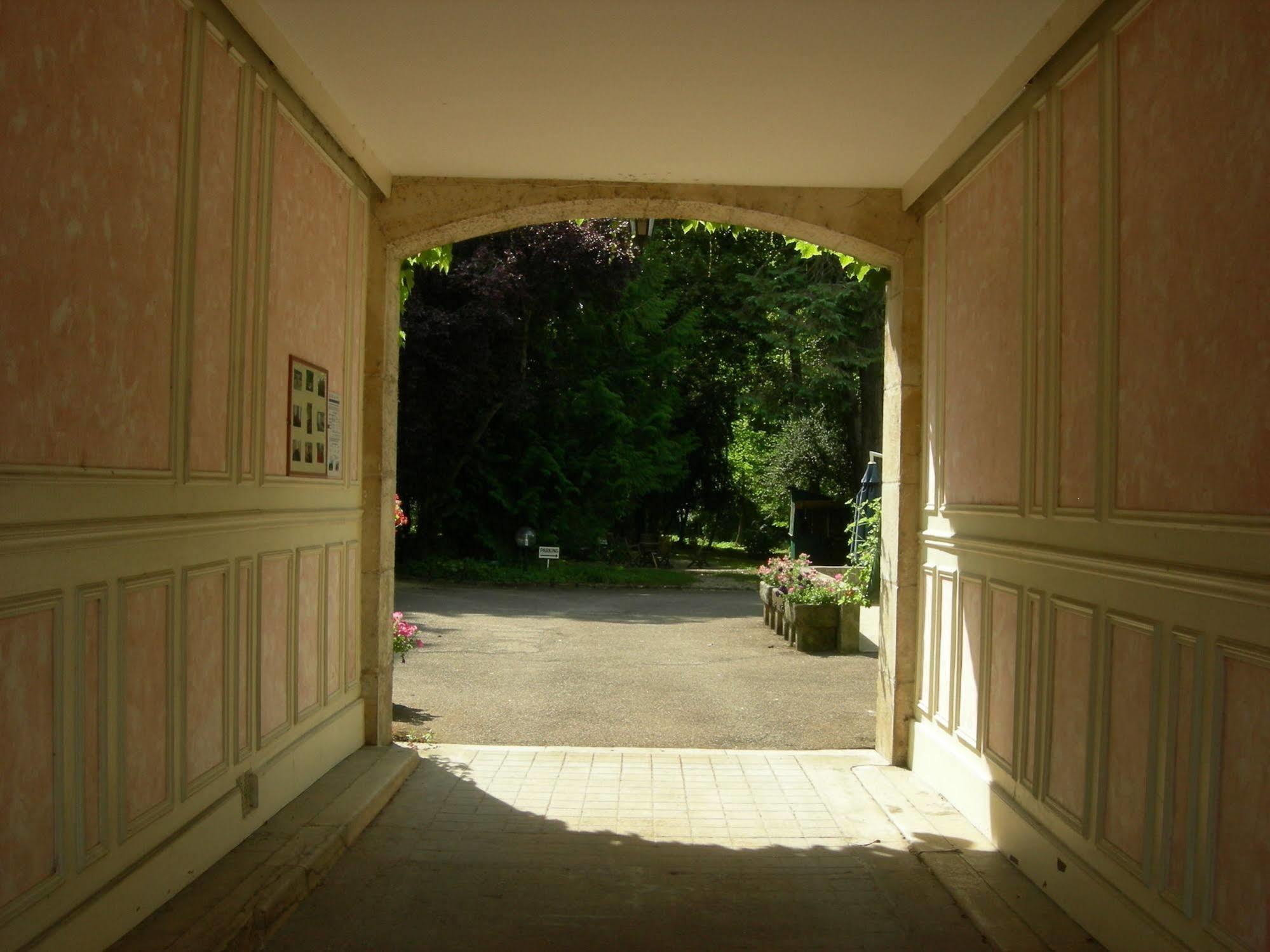Cit'Hotel Avallon Vauban 외부 사진